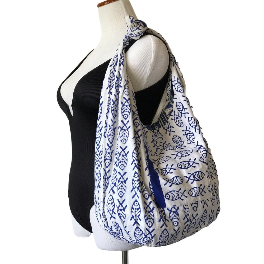 boho chic large crossbody bag / Reversible Hippie - Picture 4 of 9